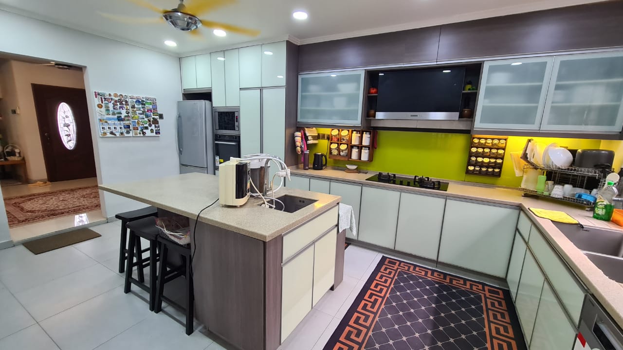 Double Storey Bungalow Taman Hulu Langat Jaya - photo 8