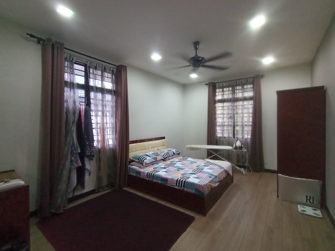Double Storey Bungalow Taman Hulu Langat Jaya - photo 9