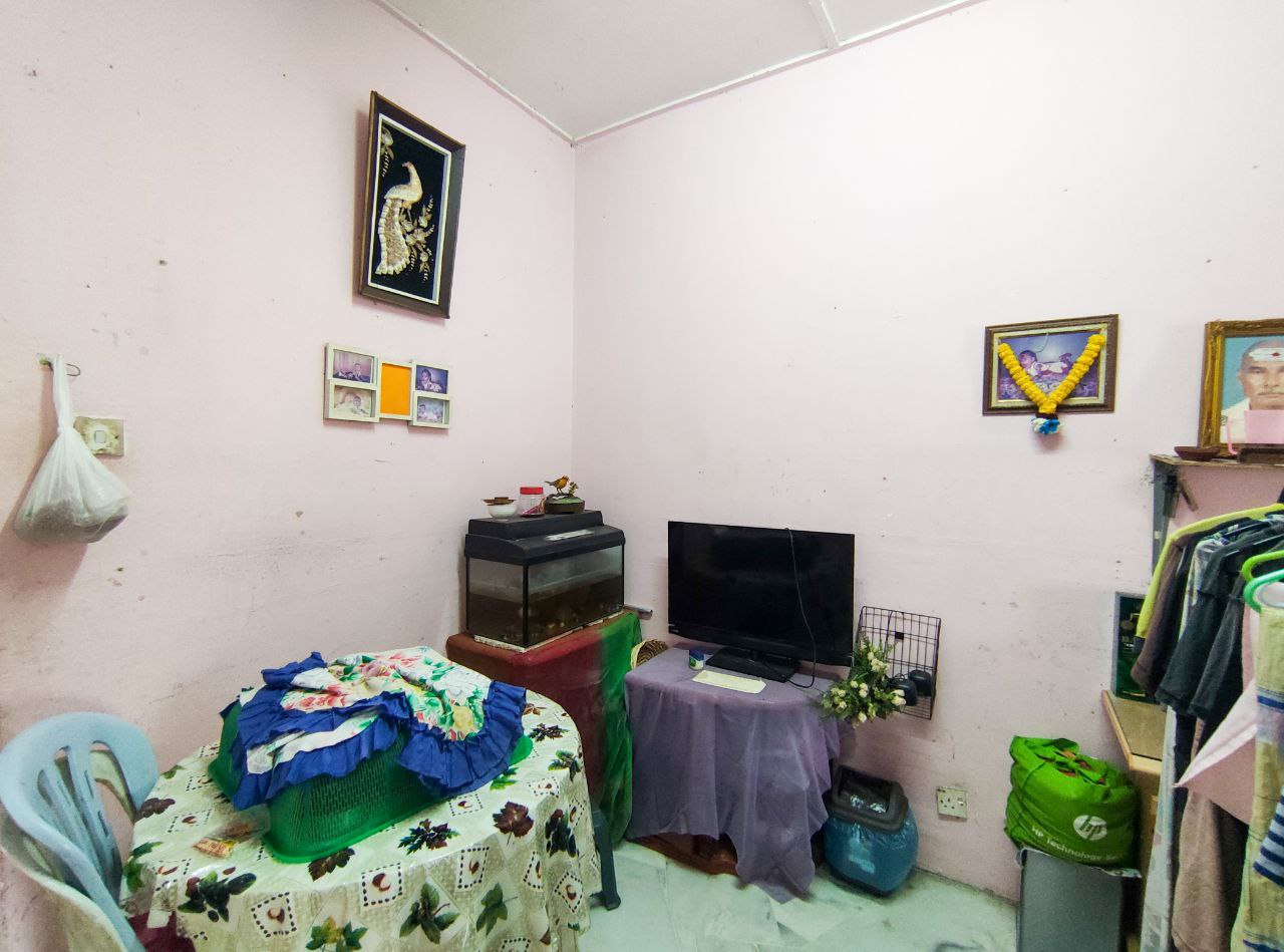 Single Storey Terrace Bandar Rinching - photo 6