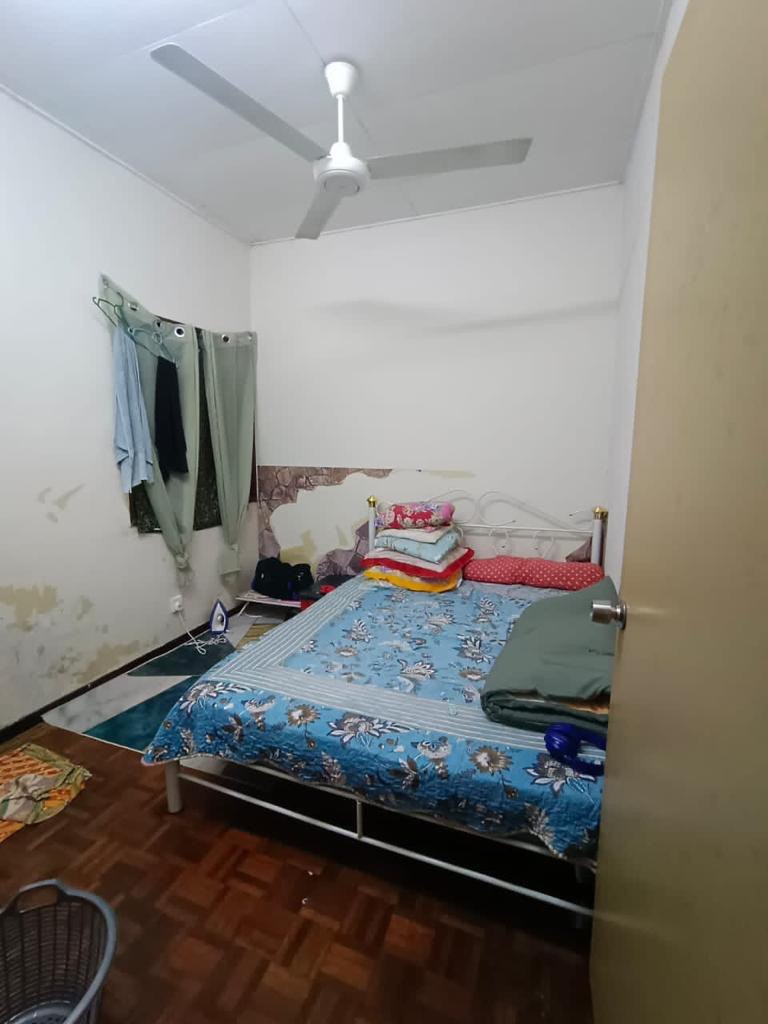 End Lot 2 Storey Terrace Taman Kesumba - photo 11