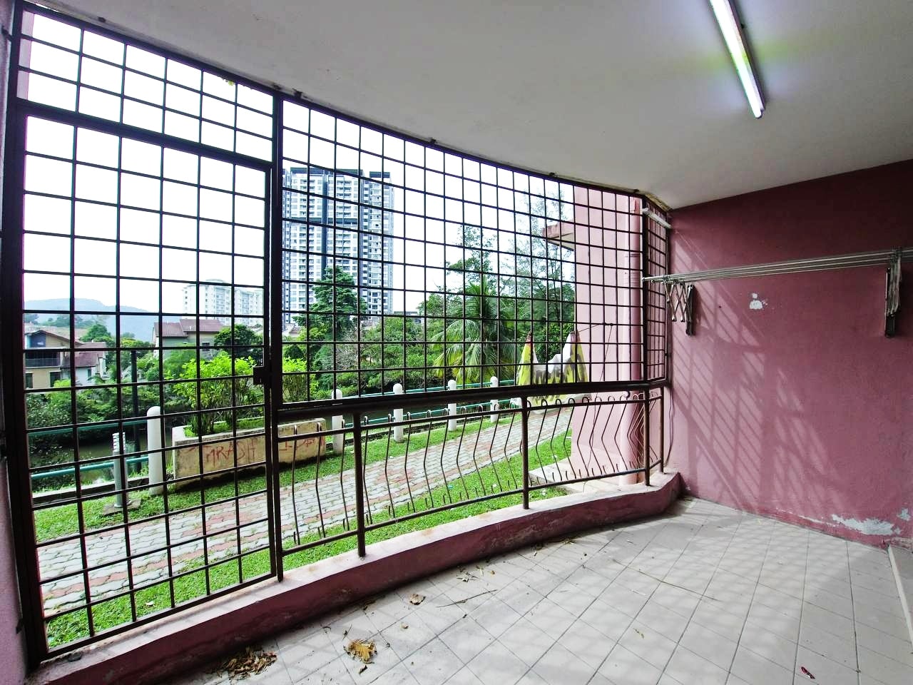 Venice Hill Condominium Palazzo Azurra - photo 2