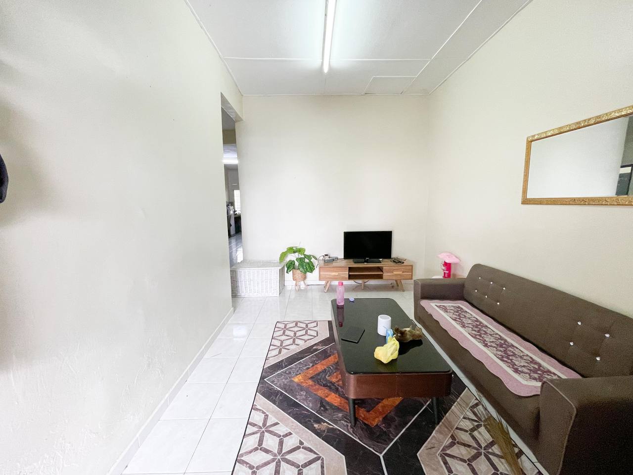 Single Storey Terrace Taman Perwira - photo 2