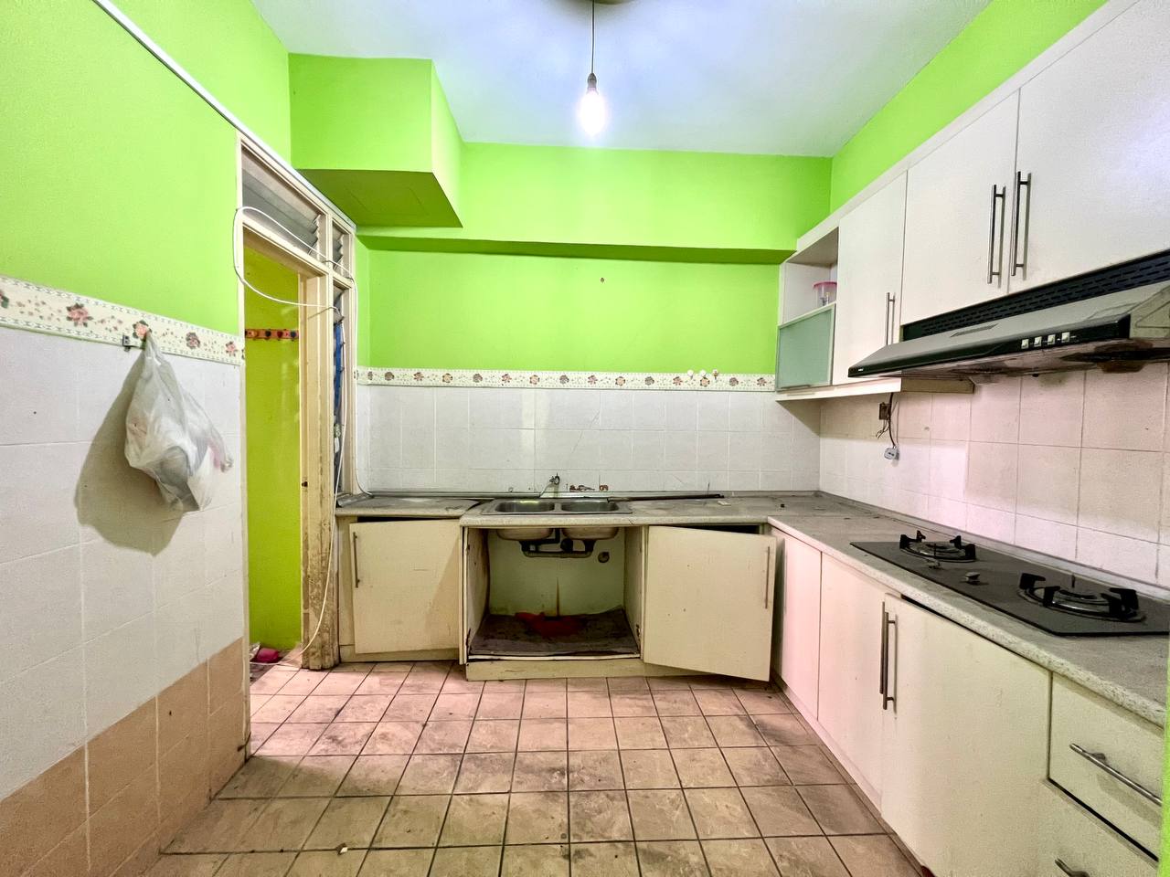 Ground Floor Langat Jaya Condominium Cheras - photo 8