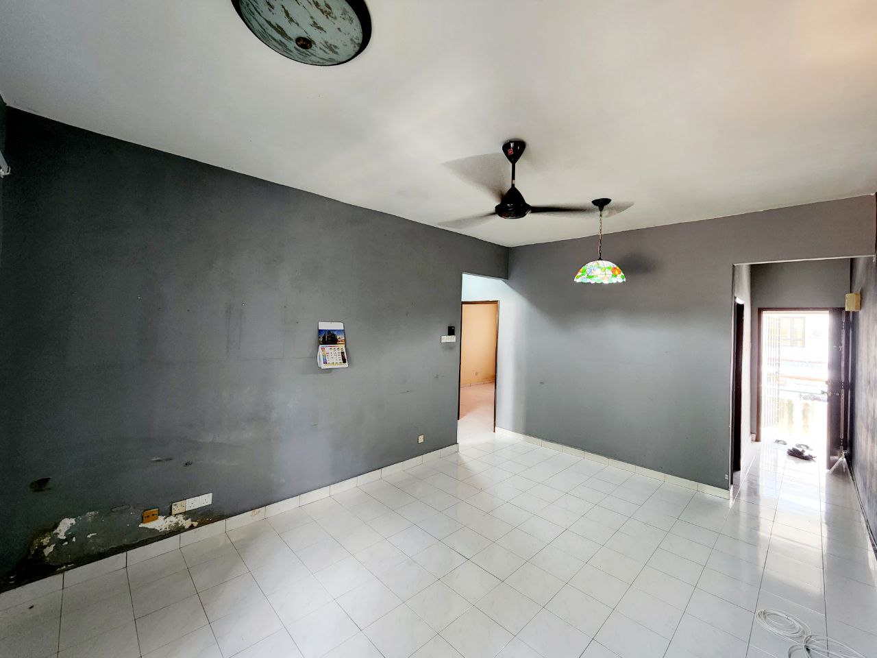Lower Floor Fawina Court Ampang Blok M1 - photo 3