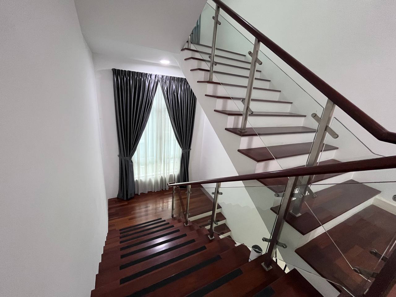 Full Furnished 3 Storey Bungalow Taming Mutiara 2 - photo 13
