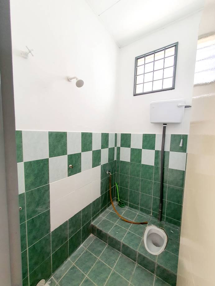 Single Storey Terrace Taman Bukit Sendayan - photo 7