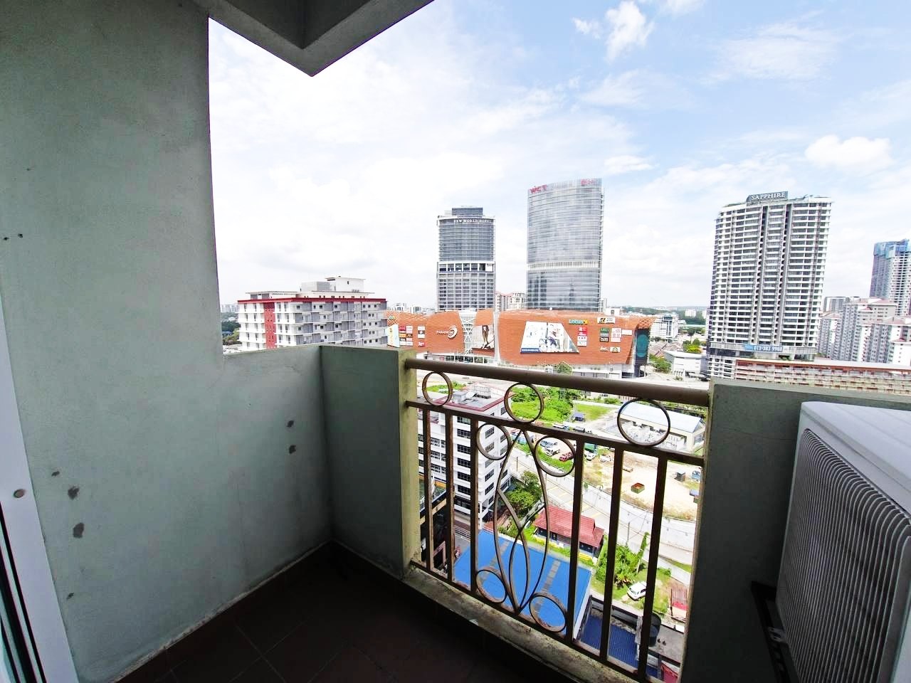 Kelana Sentral Apartment Jalan Bahagia - photo 9