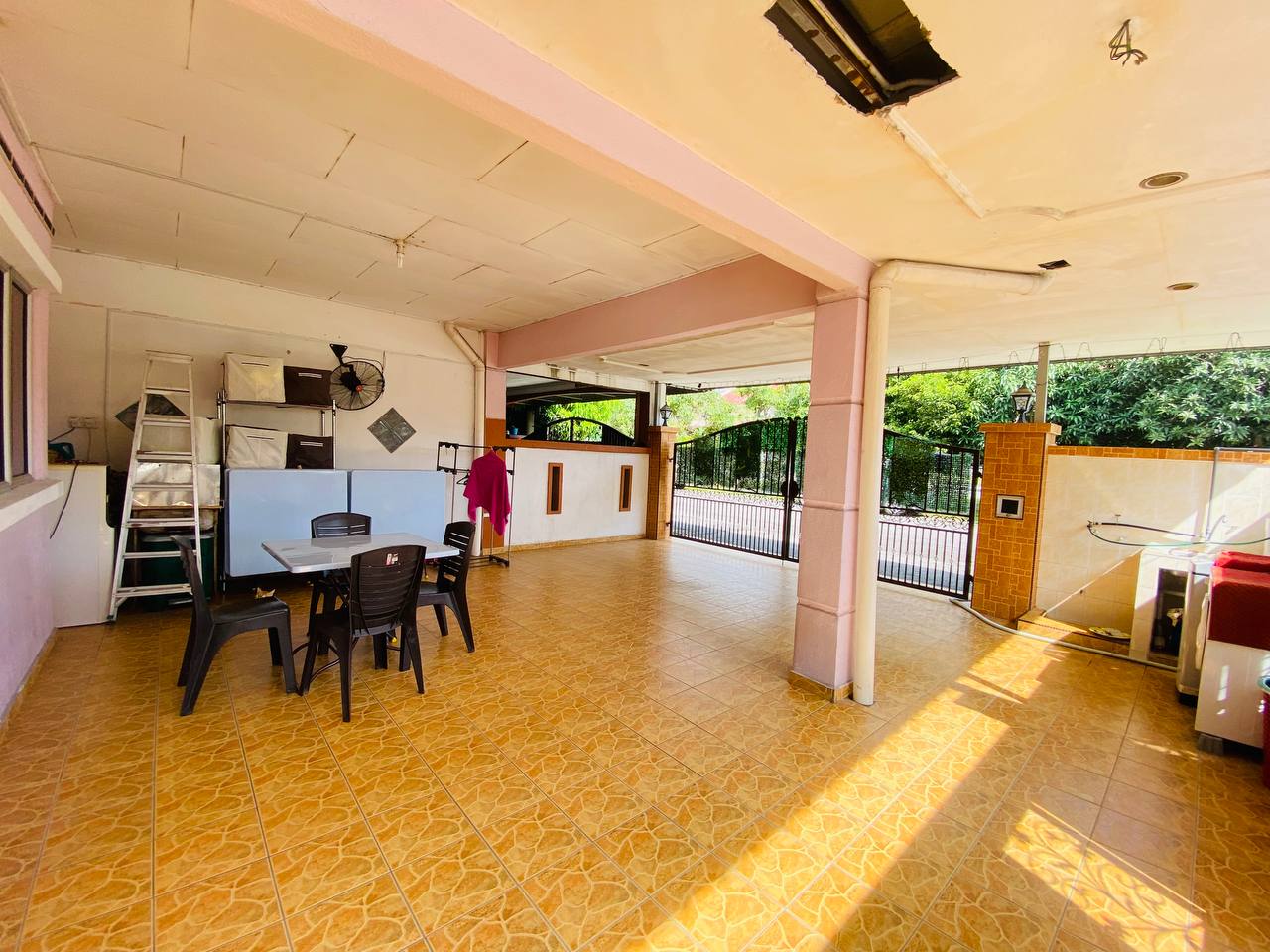End Lot 2 Storey Terrace Taman Bukit Chedang - photo 2