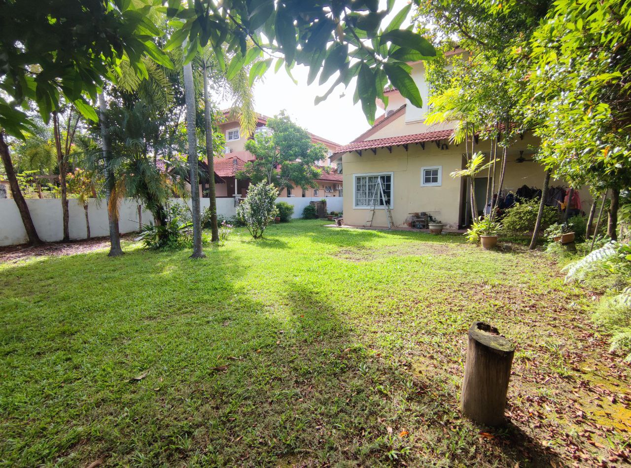 Bungalow Seksyen 6 Bandar Bukit Mahkota - photo 2