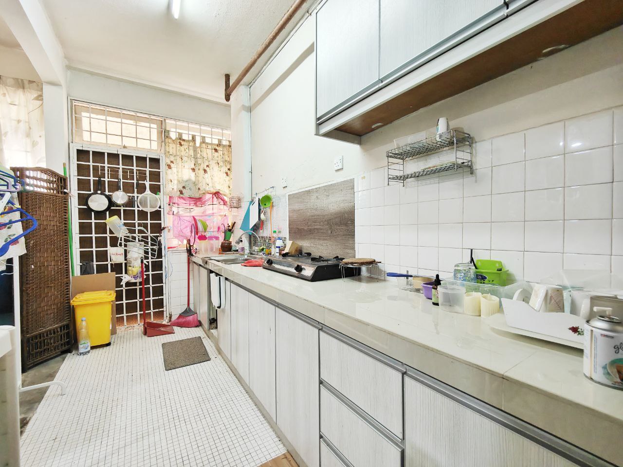 Ground Floor Corner Unit Mahsuri Apartment - photo 6