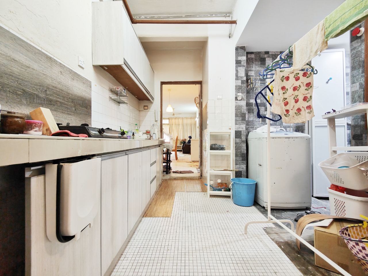 Ground Floor Corner Unit Mahsuri Apartment - photo 7