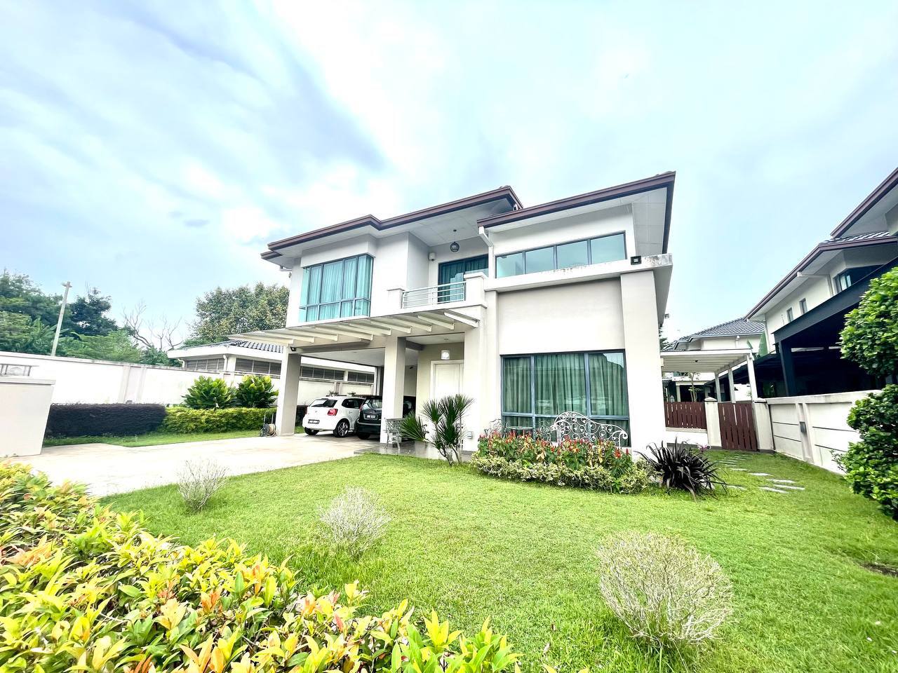 2 Storey Bungalow Amverton Park Kota Kemuning - photo 4