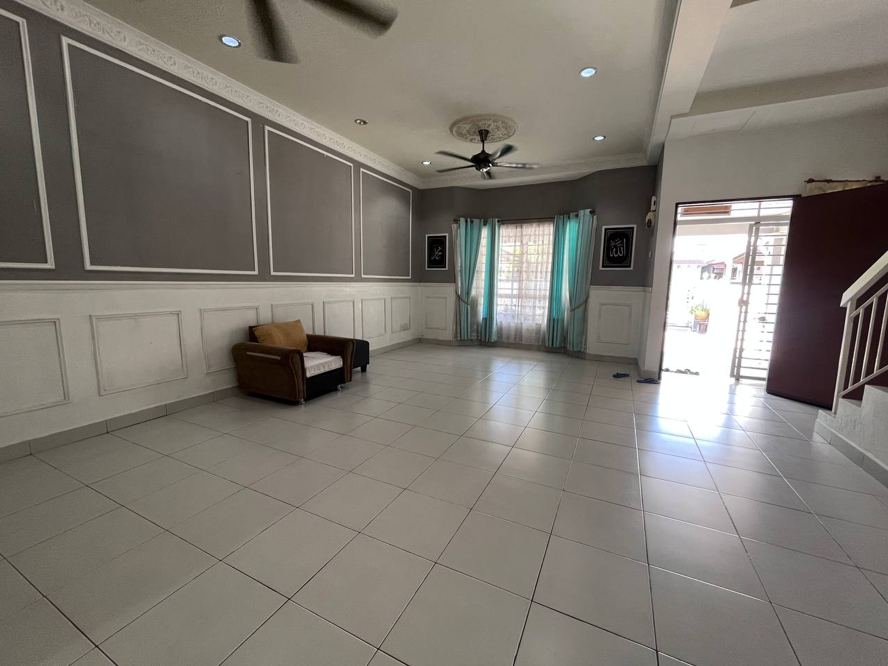 Double Storey Terrace Taman Impian Putra - photo 2