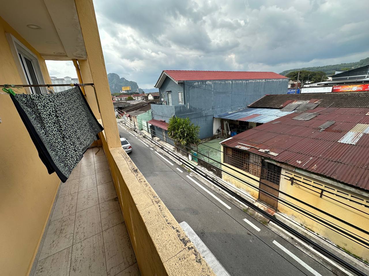Renovated Terrace Taman Greenwood Gombak - photo 4