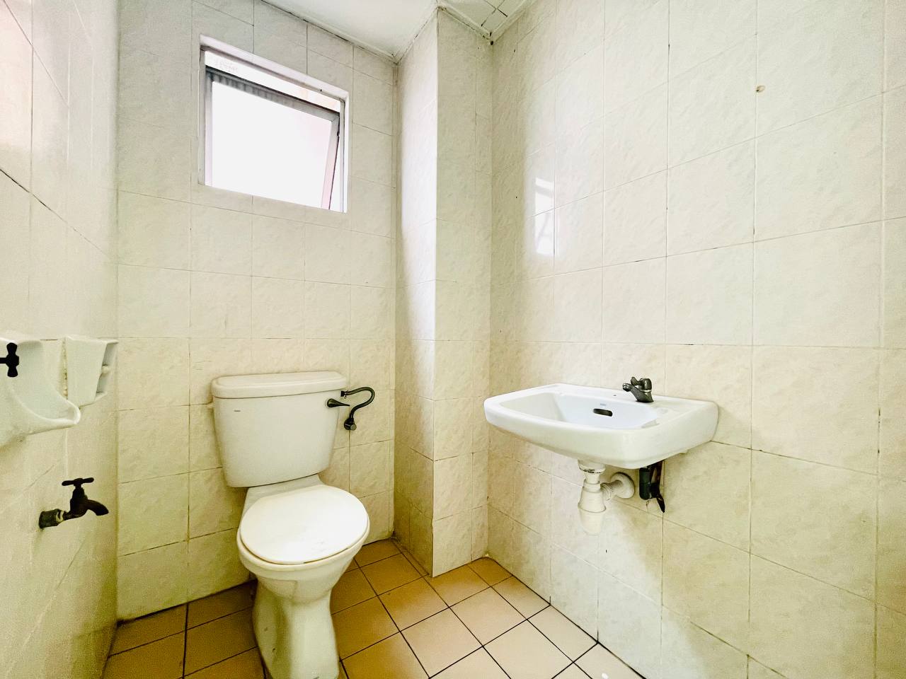 Brunsfield Riverview Apartment Seksyen 13 - photo 2