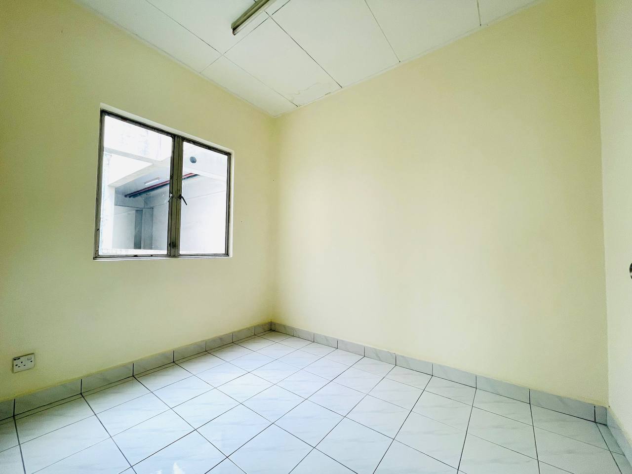Brunsfield Riverview Apartment Seksyen 13 - photo 3