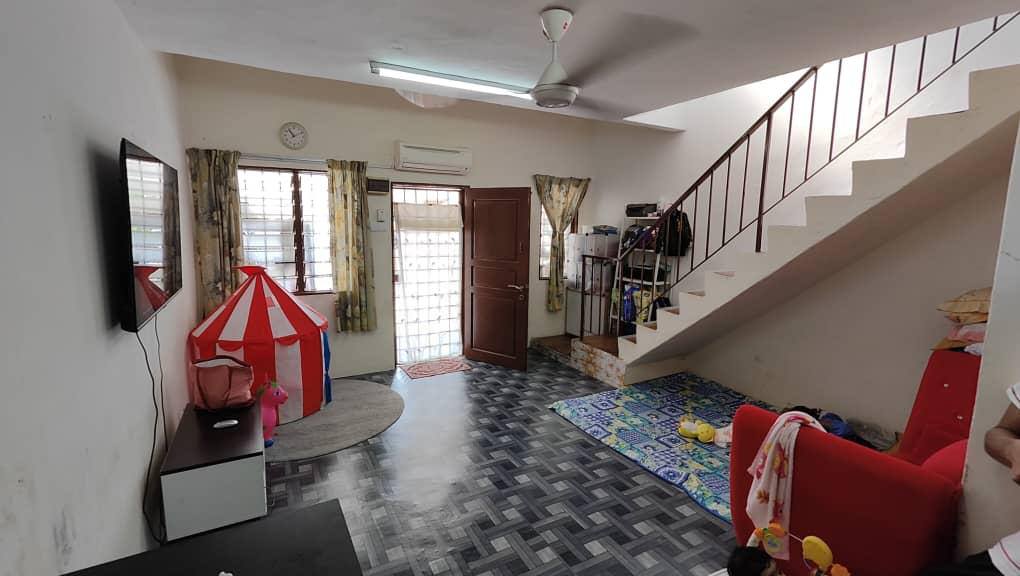 Double Storey Terrace Bandar Rinching Seksyen 2 - photo 12