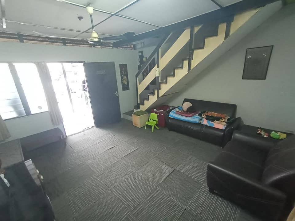 Double Storey Terrace Taman Serdang Jaya - photo 7