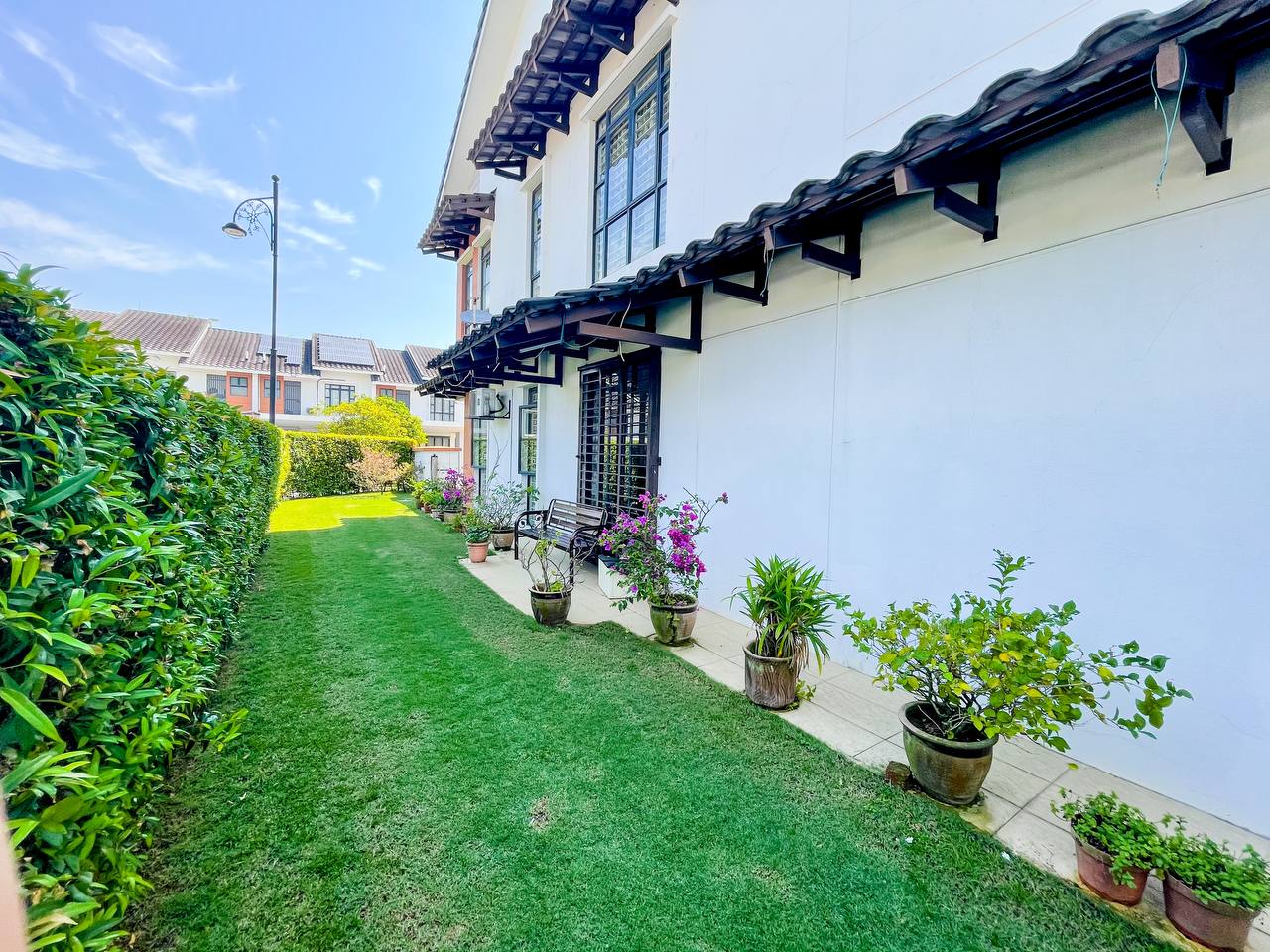 Corner Lot Double Storey Terrace Presint 11 - photo 8