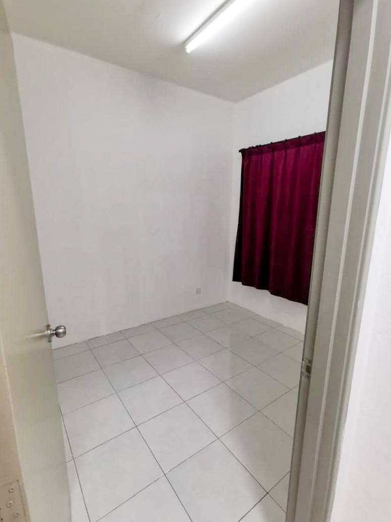 Suria Court Bandar Mahkota Cheras - photo 8