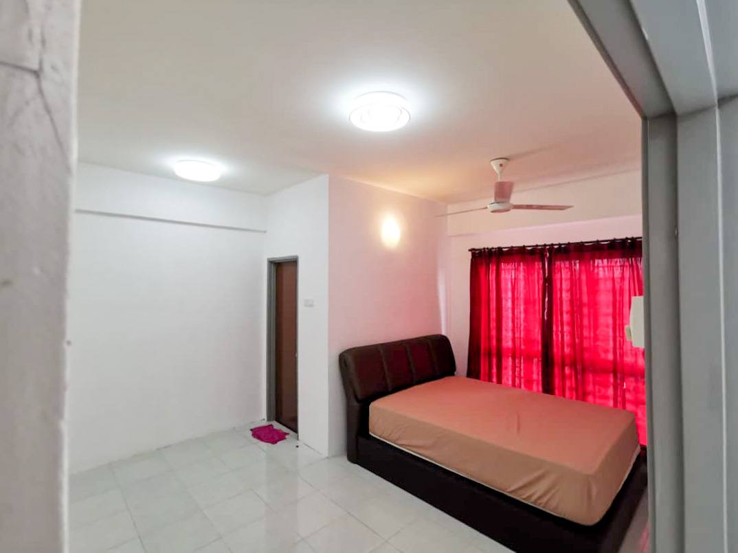 Suria Court Bandar Mahkota Cheras - photo 10