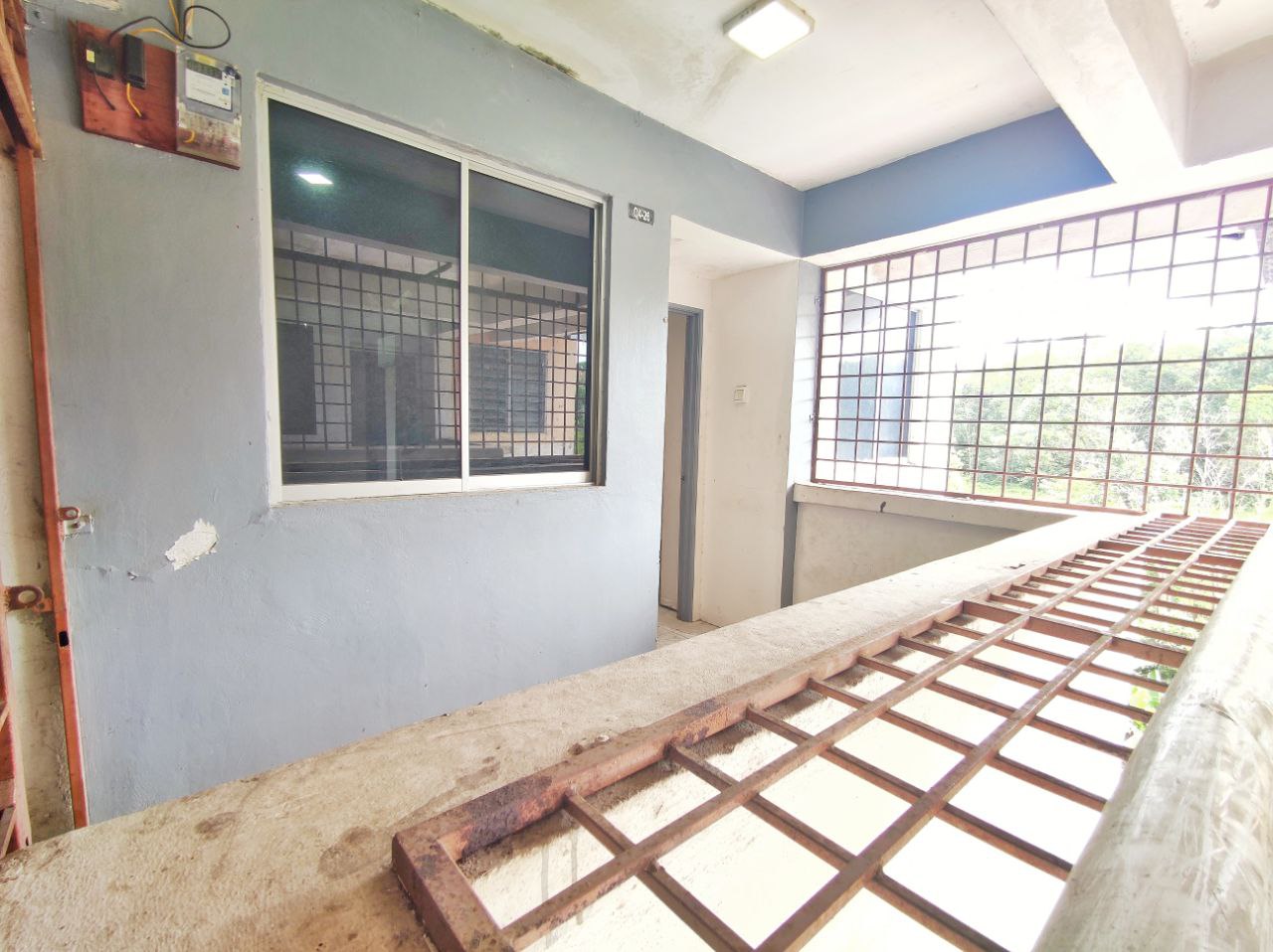 Apartment Taman Setia Balakong Blok C - photo 3