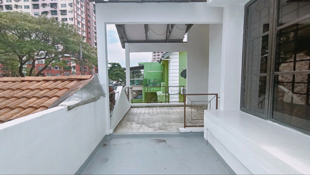 End Lot 2 Storey Terrace PJS5 Taman Desaria - photo 2