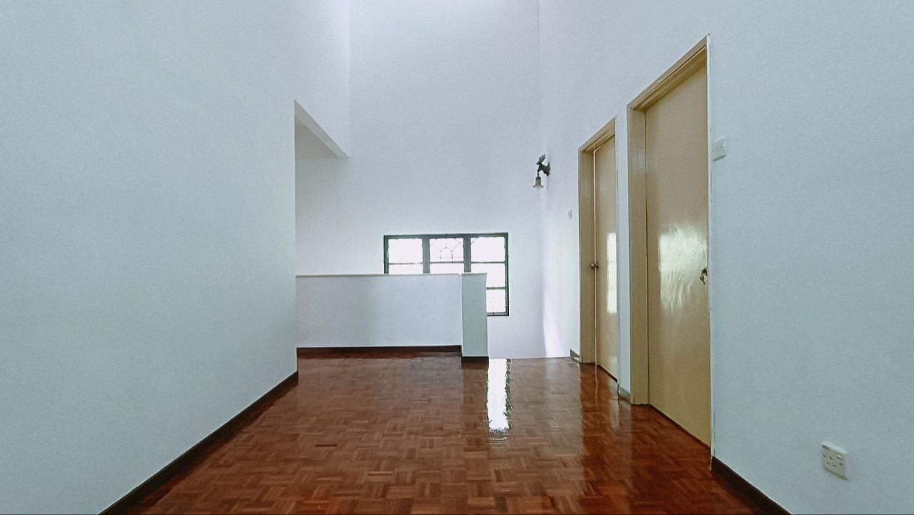 End Lot 2 Storey Terrace PJS5 Taman Desaria - photo 3