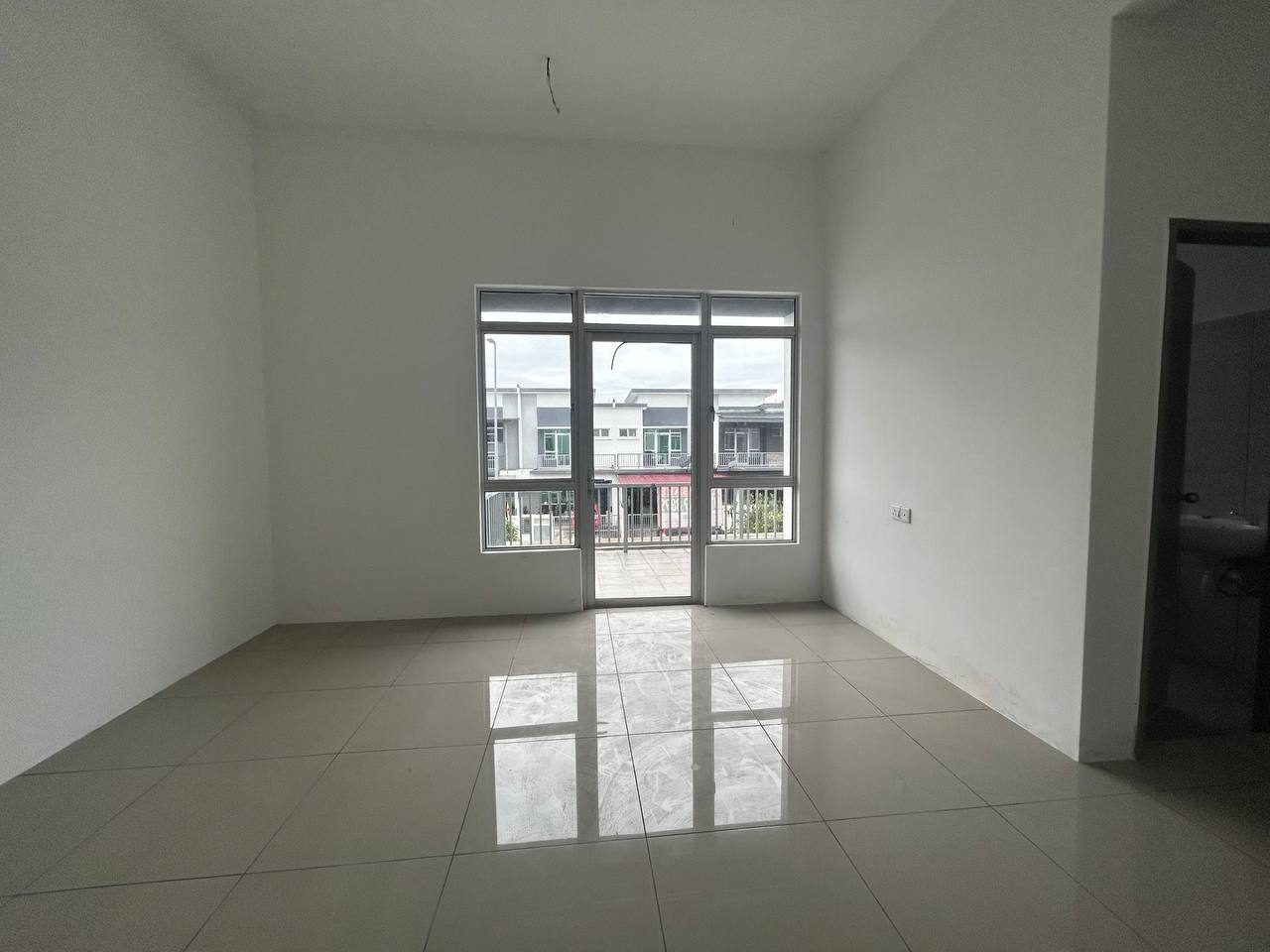 Double Storey Terrace Taman Warisan Hijauan - photo 3