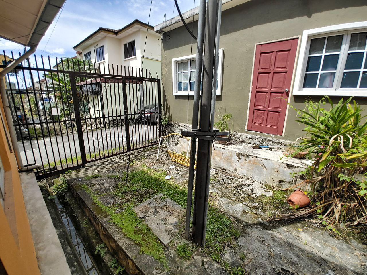 End Lot Double Storey Terrace Prima Saujana Kajang - photo 3