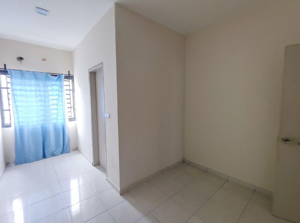 Double Storey Terrace Laman Delfina Nilai Impian - photo 3