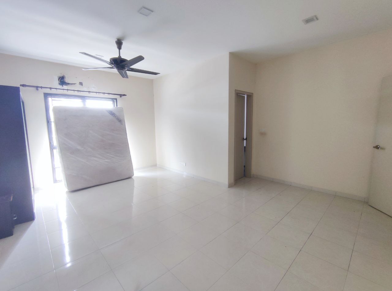 Double Storey Terrace Laman Delfina Nilai Impian - photo 7