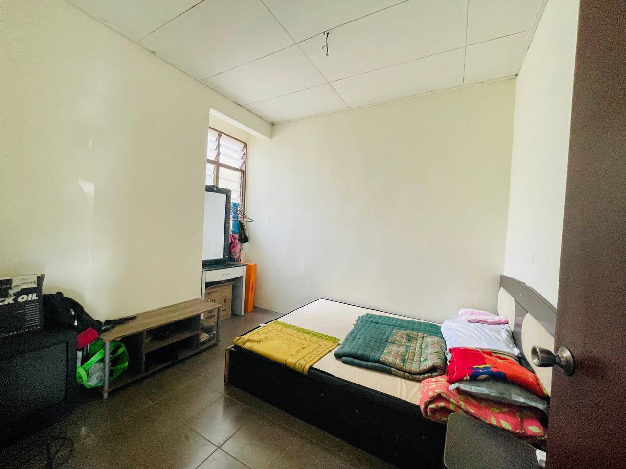 Single Storey Terrace Taman Pinggiran Pedas - photo 3