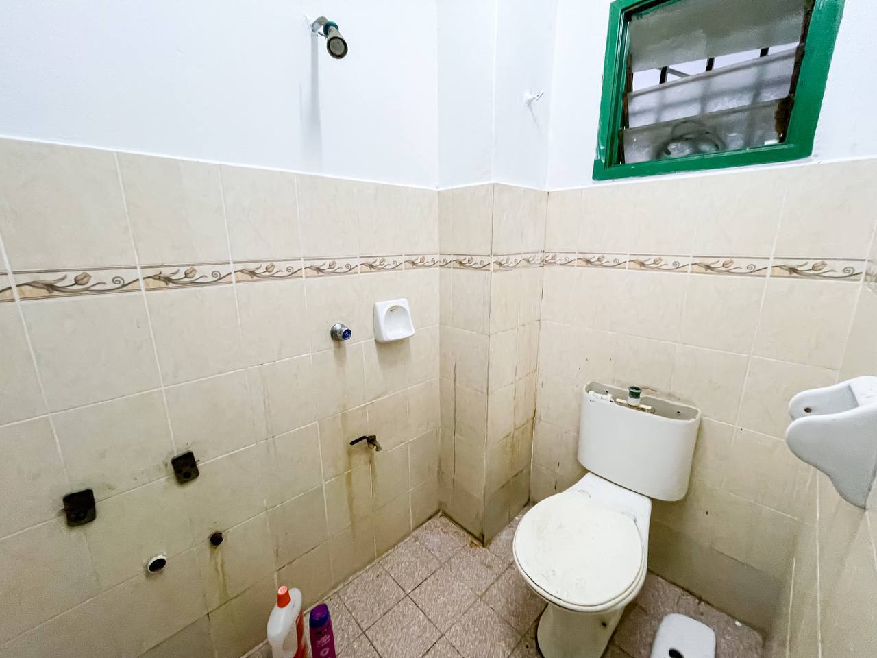 End Lot 2 Storey Terrace Taman Camellia - photo 8