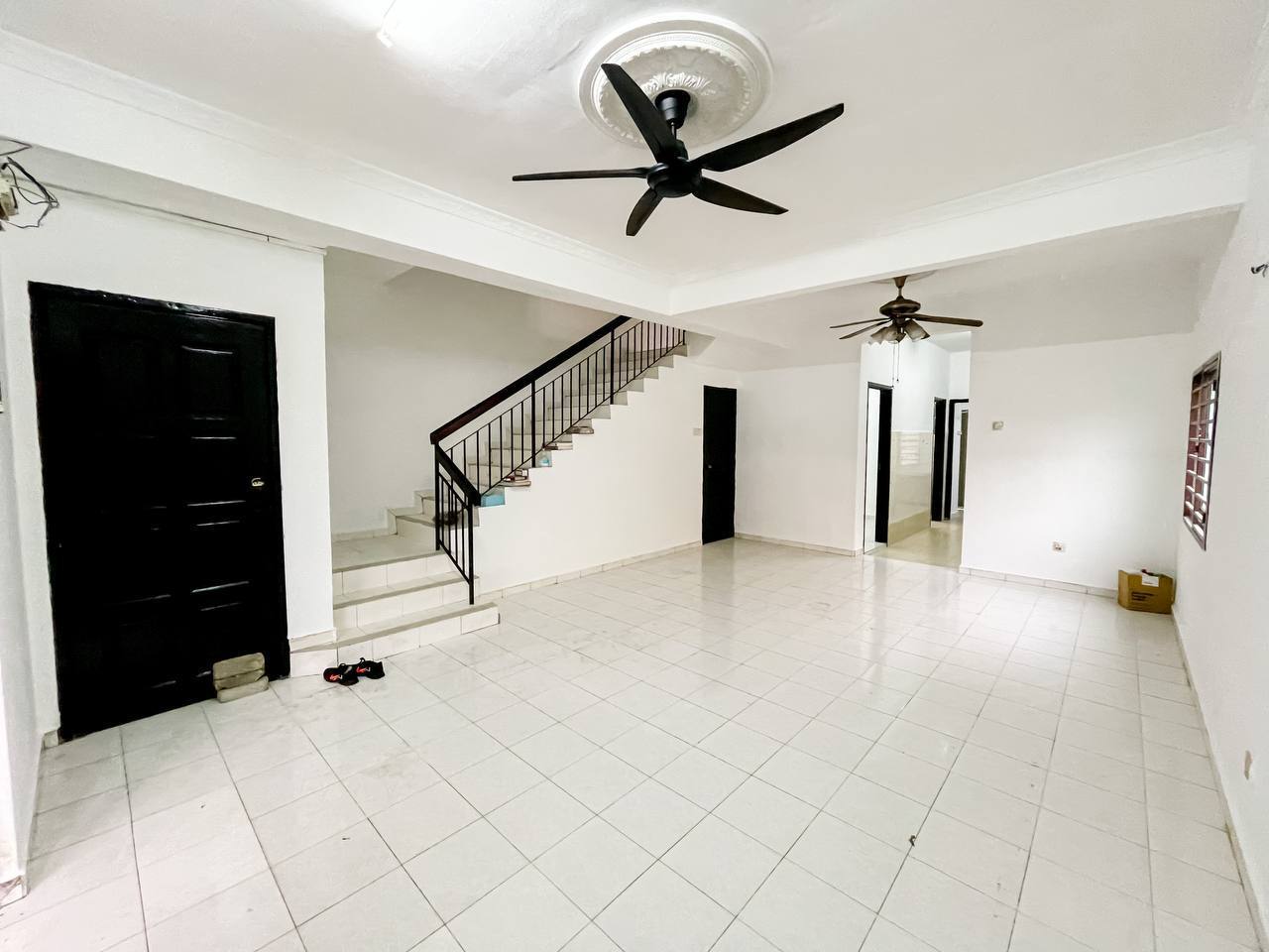 End Lot 2 Storey Terrace Taman Camellia - photo 13