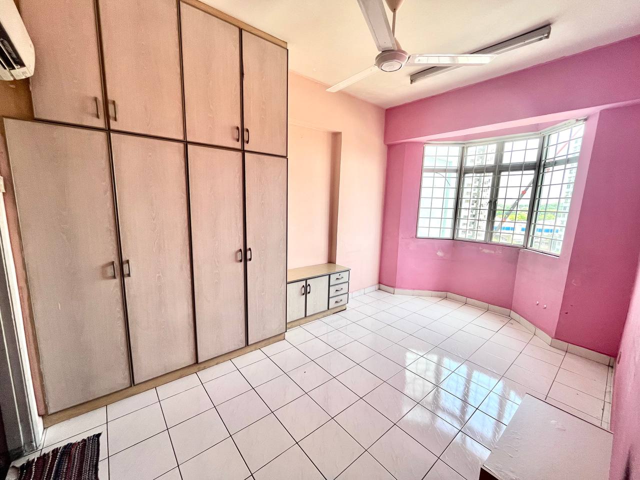 Tasik Heights Apartment Bandar Tasik Selatan - photo 4