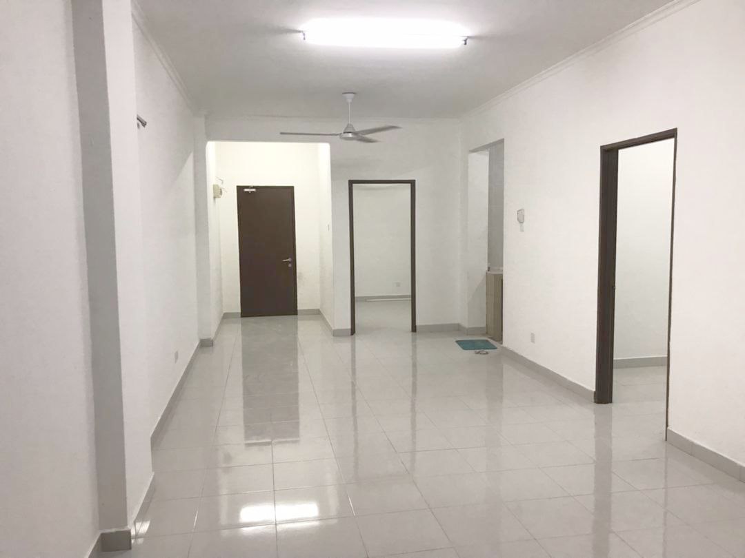 Suria Apartment Taman Emas Dengkil - photo 5