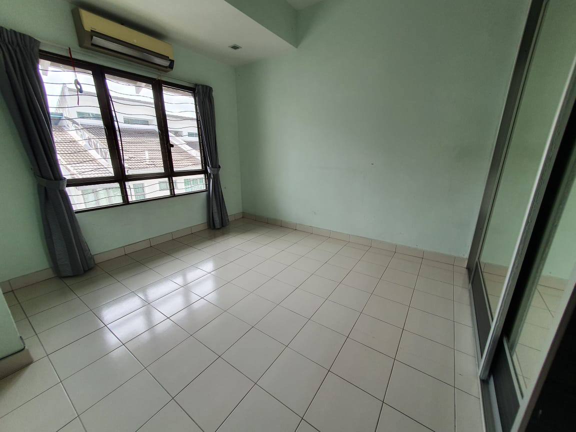 Double Storey Semi D Taman Sering Ukay - photo 7