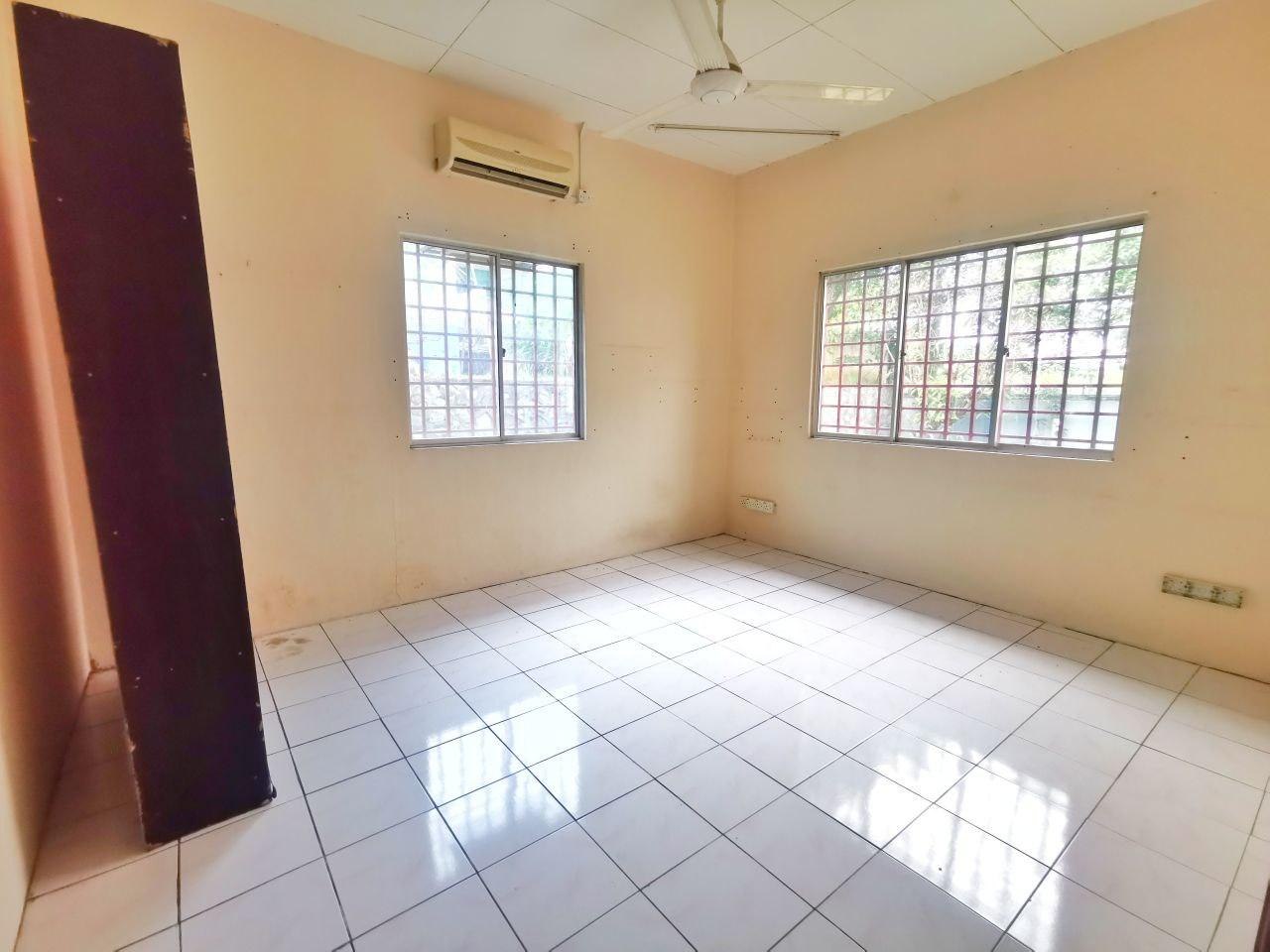Single Store Bungalow Kota Perdana - photo 2