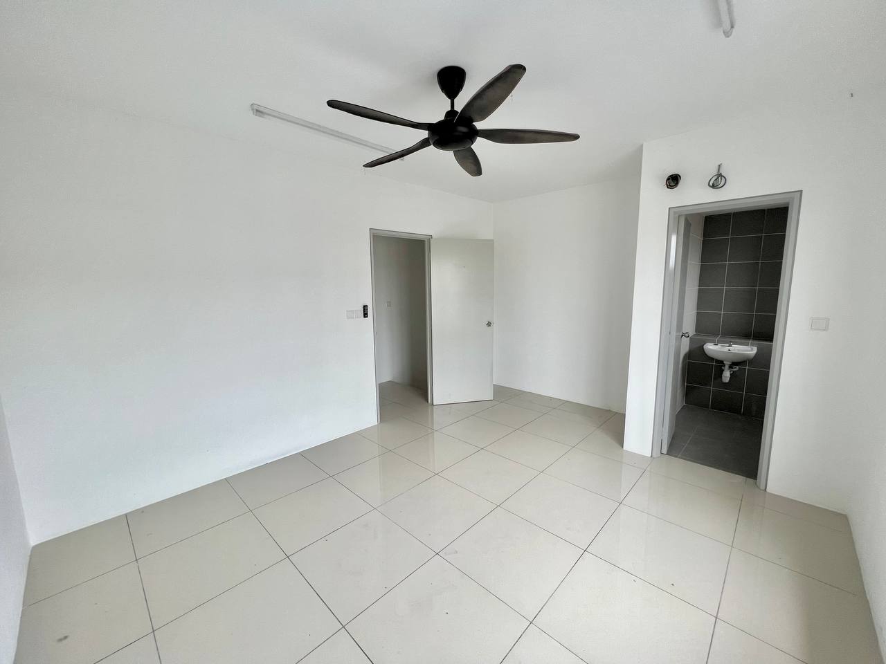 Corner Lot 2 Storey Terrace Rentak Perdana - photo 8