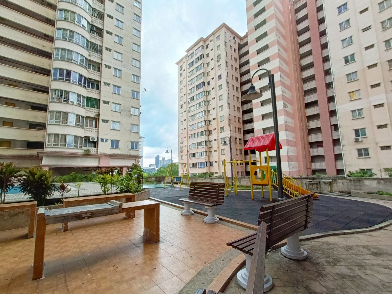 Sri Intan 1 Condominium Jalan Ipoh - photo 13