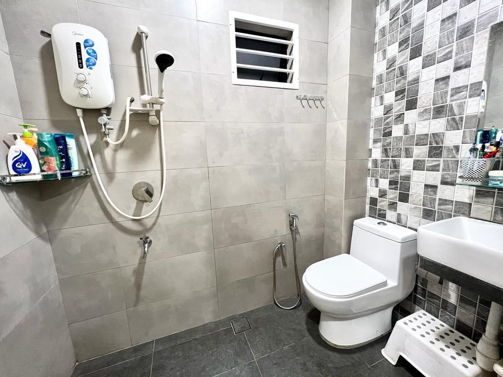 Double Storey Terrace Taman Melur Ampang - photo 11