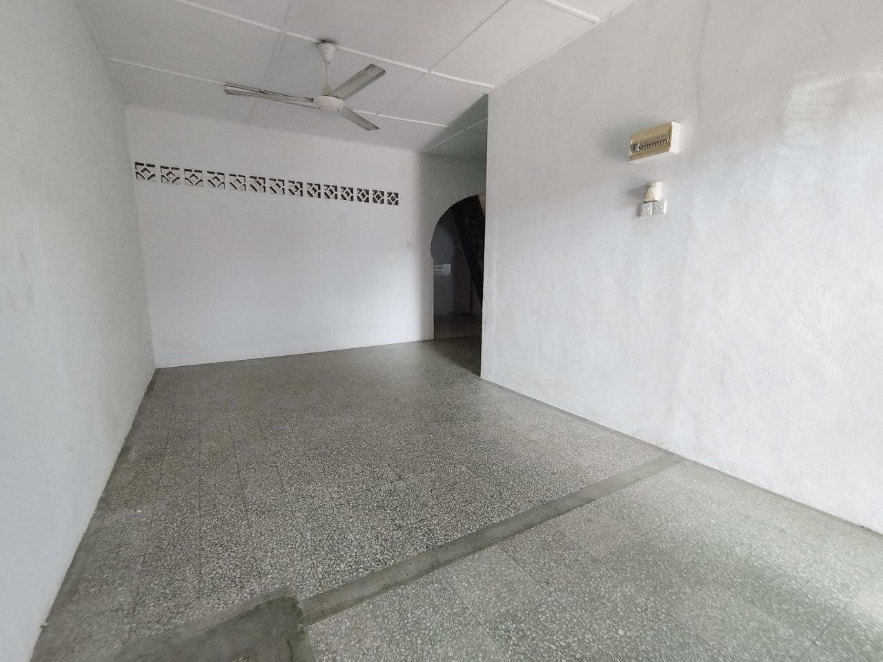 Single Storey Terrace Taman Maluri - photo 12