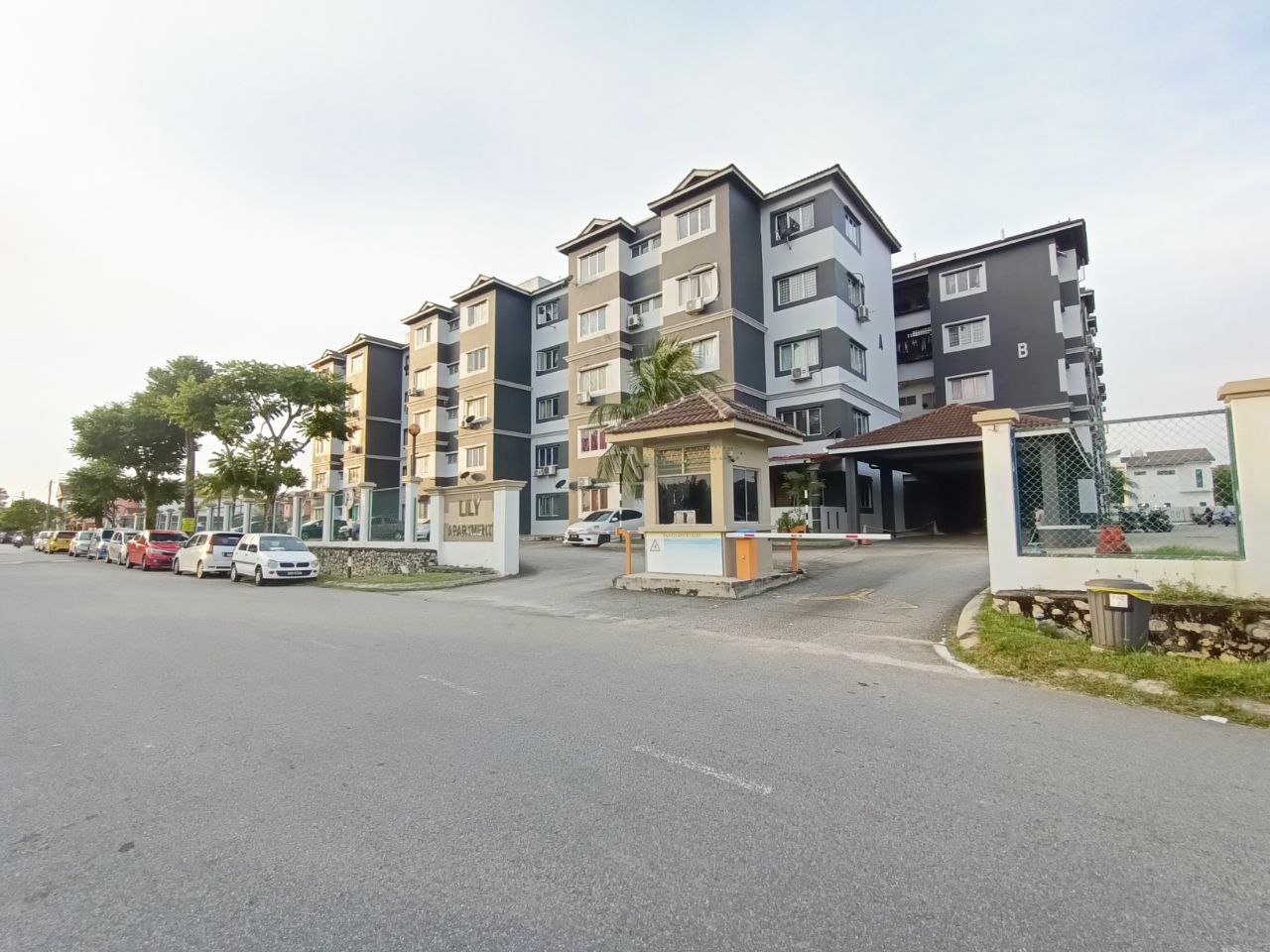 Lily Apartment Saujana Utama Sungai Buloh - photo 10