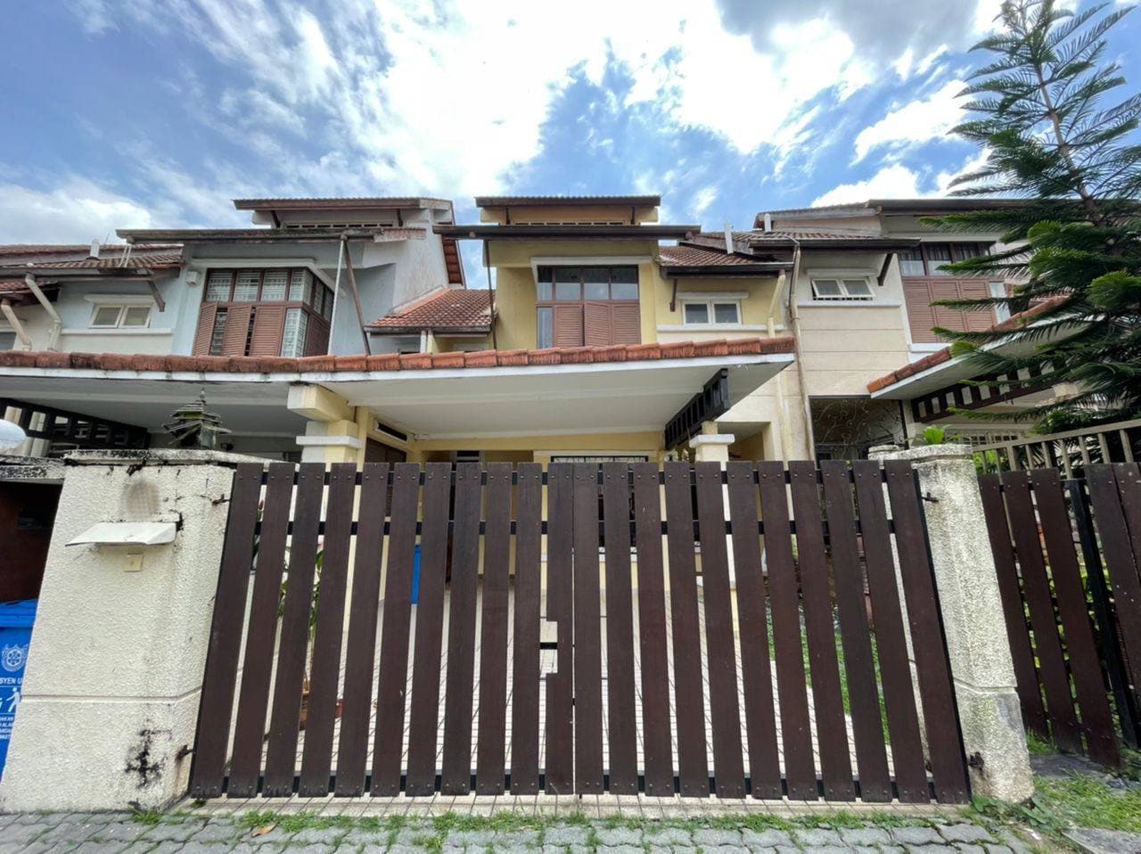 Double Storey Superlink Jalan Ubin, Bukit Jelutong - photo 1