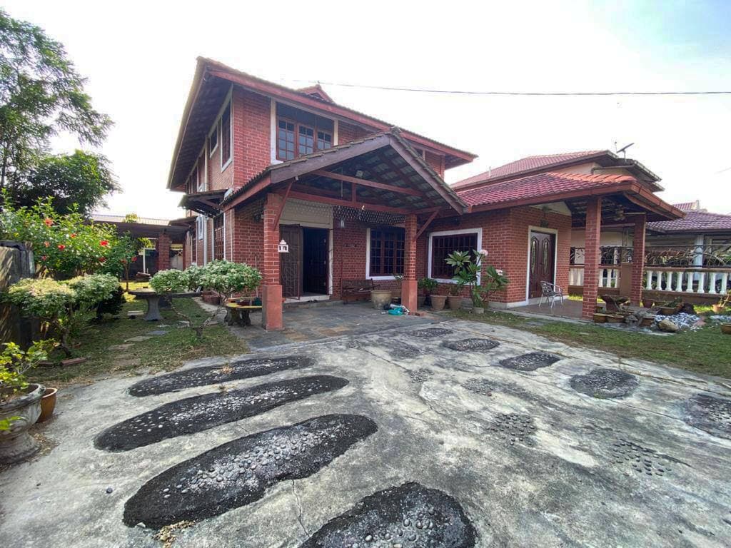 2 Store BUNGALOW Lorong Teratak Idaman, Bukit Naga - photo 1