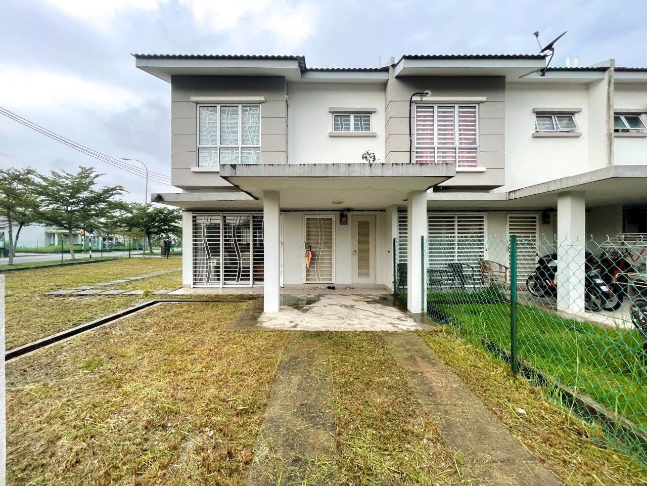 CORNER LOT Double Storey House, Bandar Baru Enstek