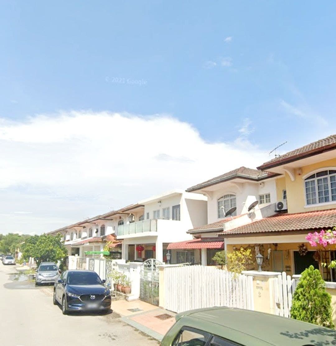 DOUBLE STOREY TERRACE HOUSE  BK 5, BANDAR KINRARA - photo 3