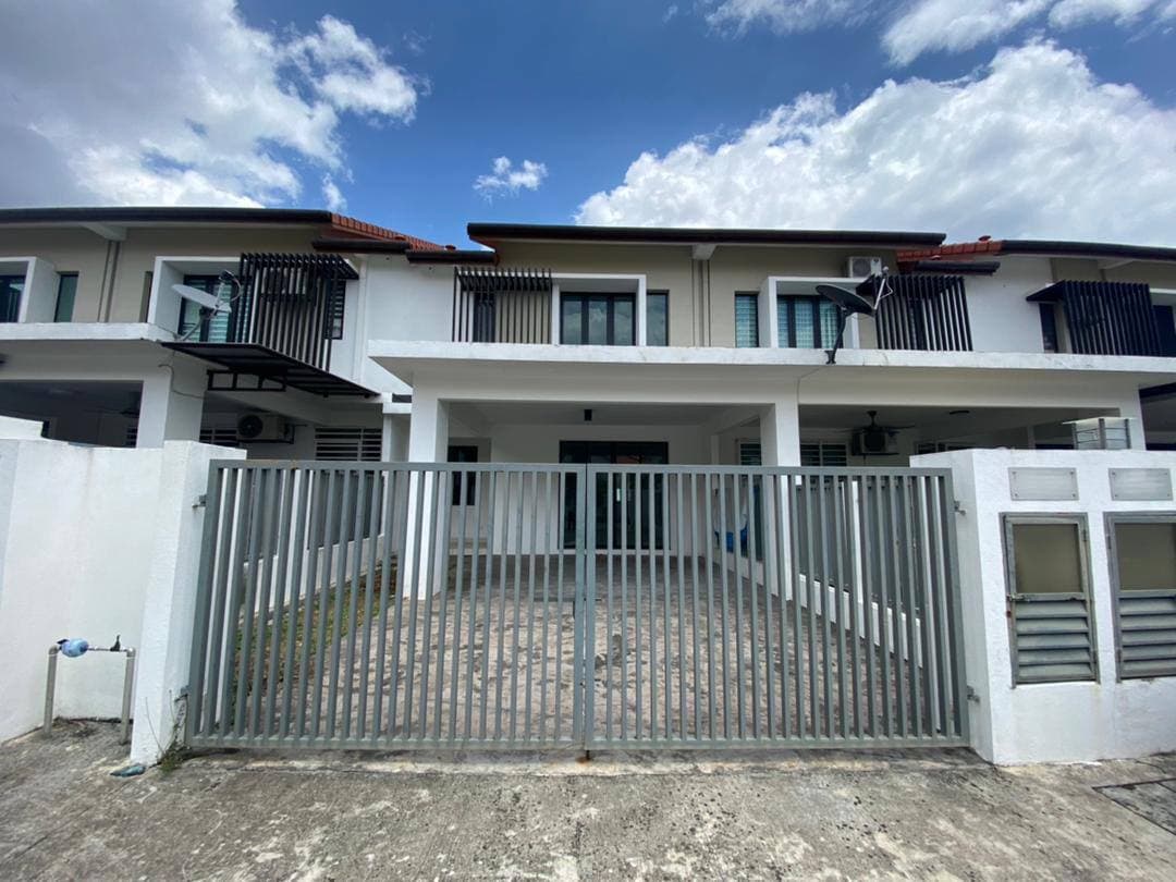 DOUBLE STOREY Alam Sari, Puisi 5 Bangi