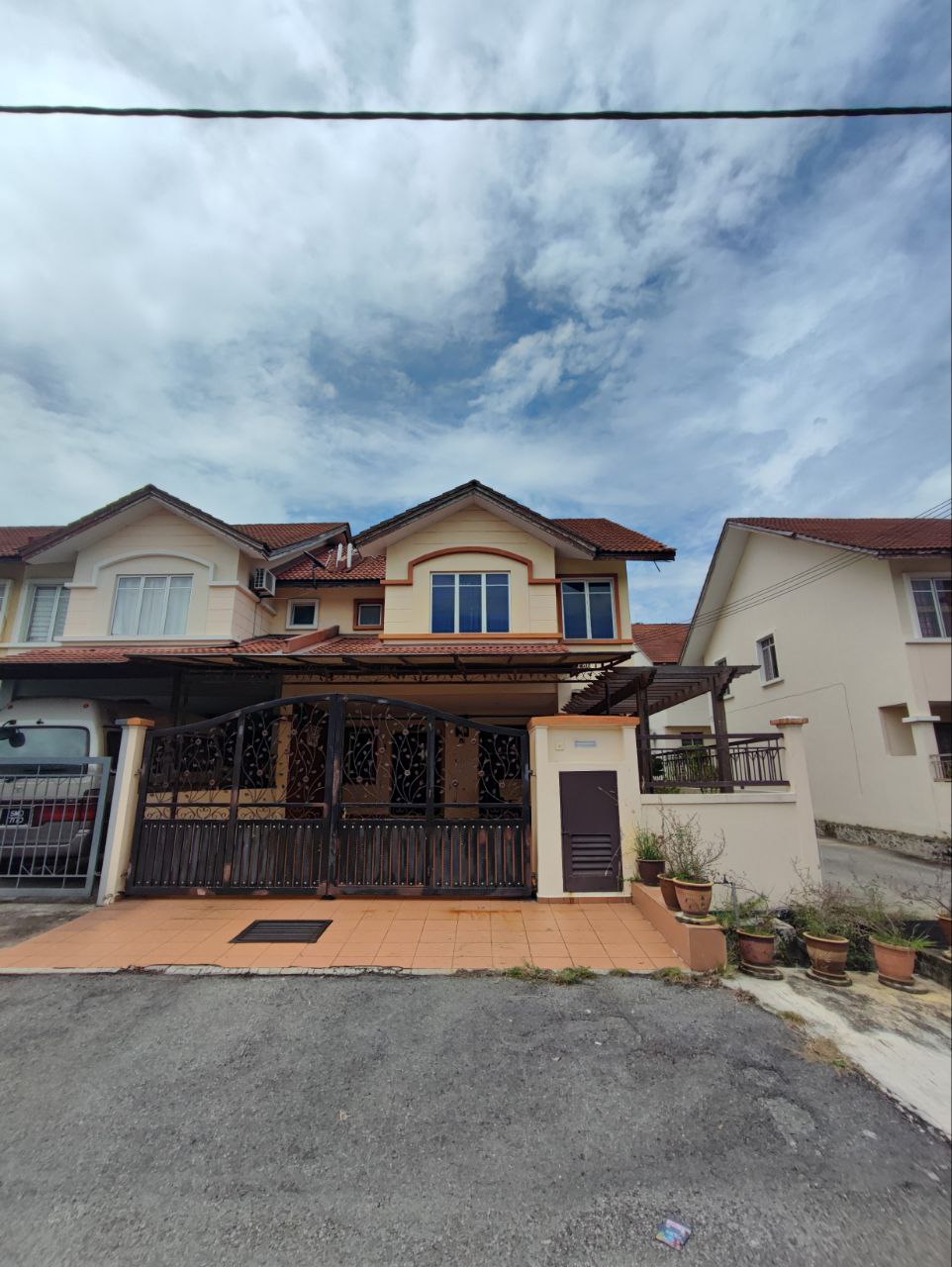Double Storey Terrrace Az-Zahrah Puncak Alam